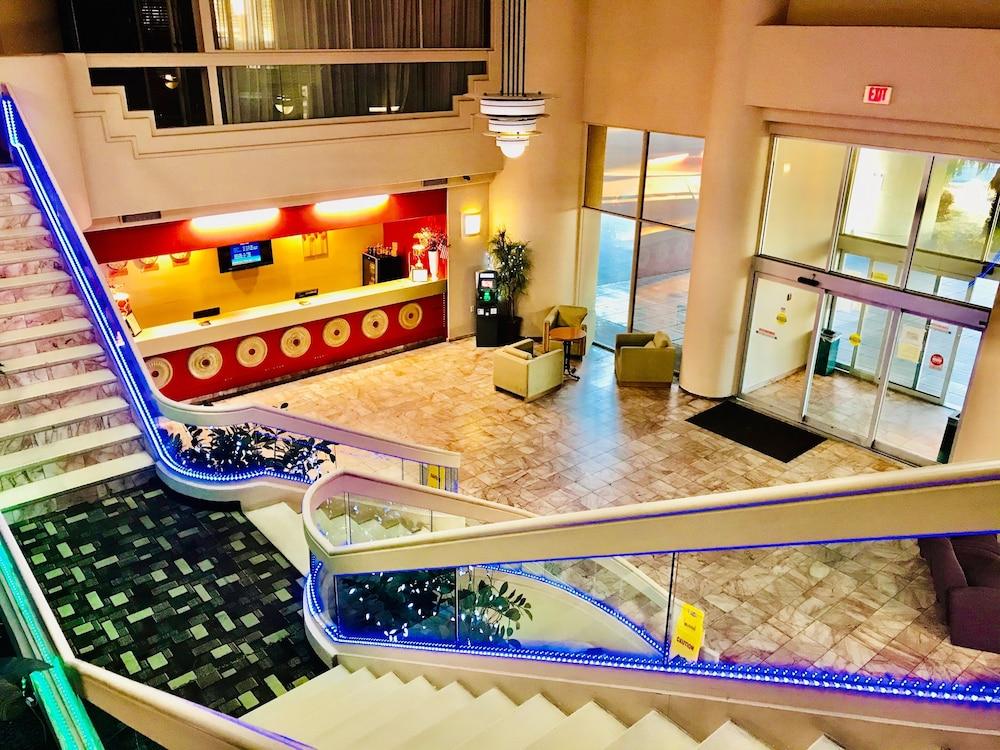 Ramada Las Vegas Dış mekan fotoğraf