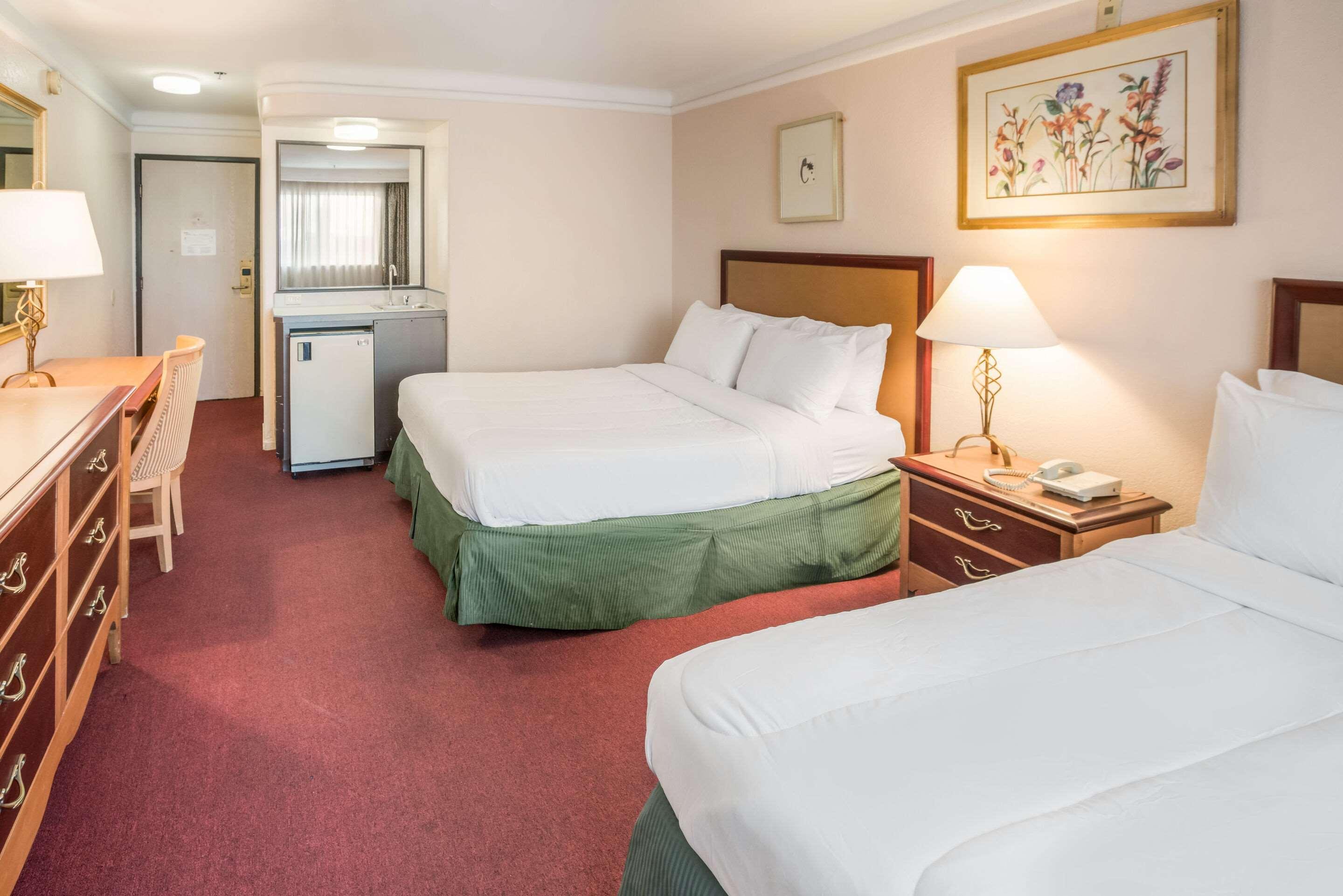 Ramada Las Vegas Dış mekan fotoğraf