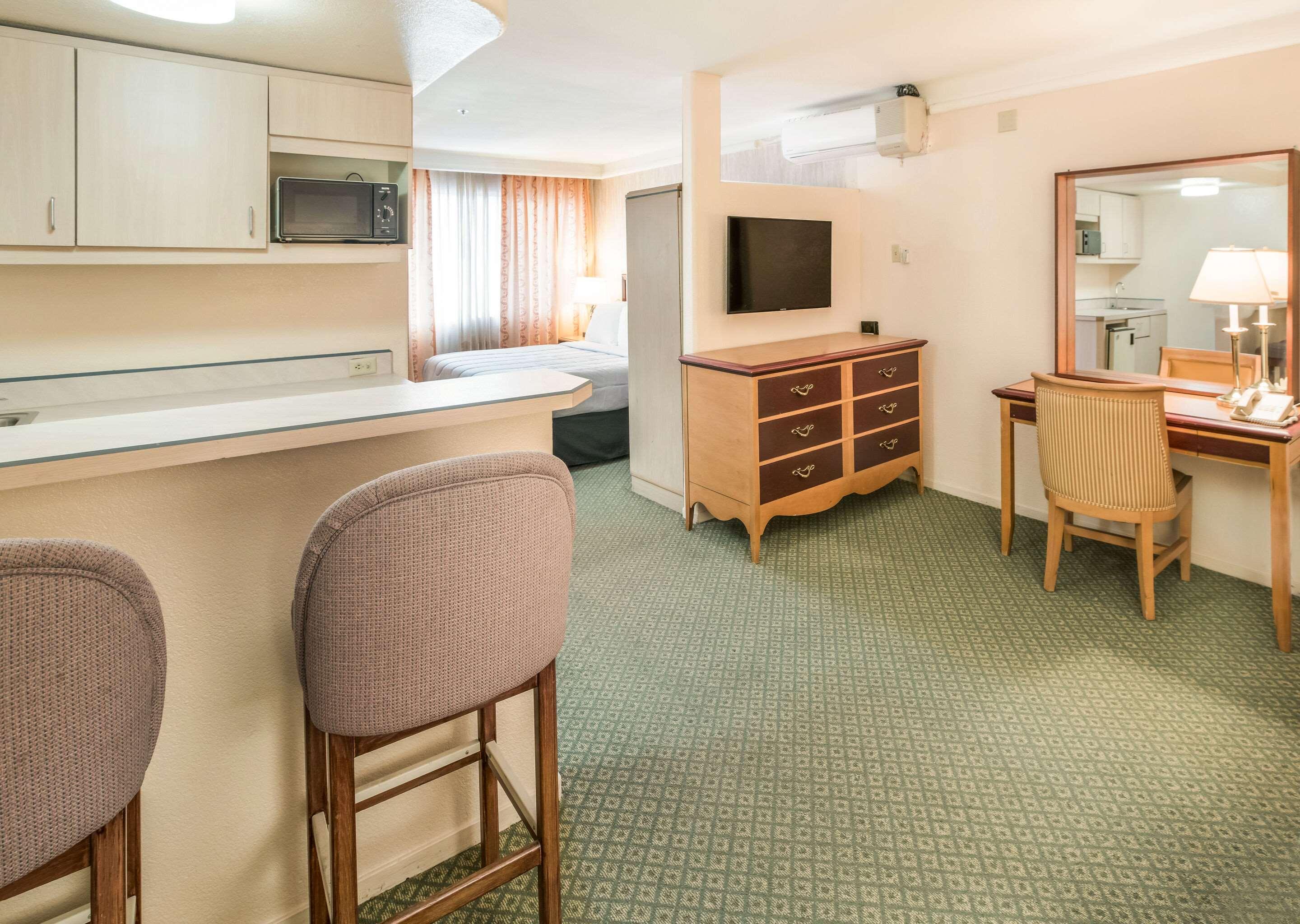 Ramada Las Vegas Dış mekan fotoğraf